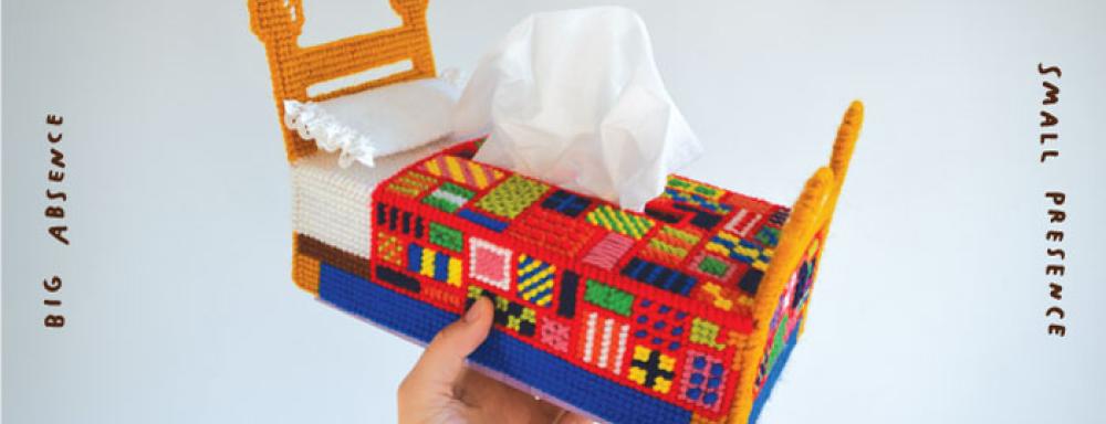 Hand holding needle point bed, tissue holder